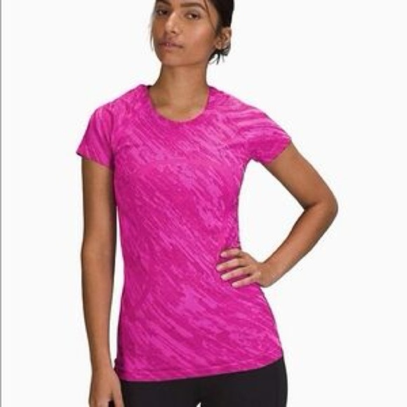 Lululemon Swiftly Tech 2.0 Short Sleeved Size 6 - Picture 1 of 7